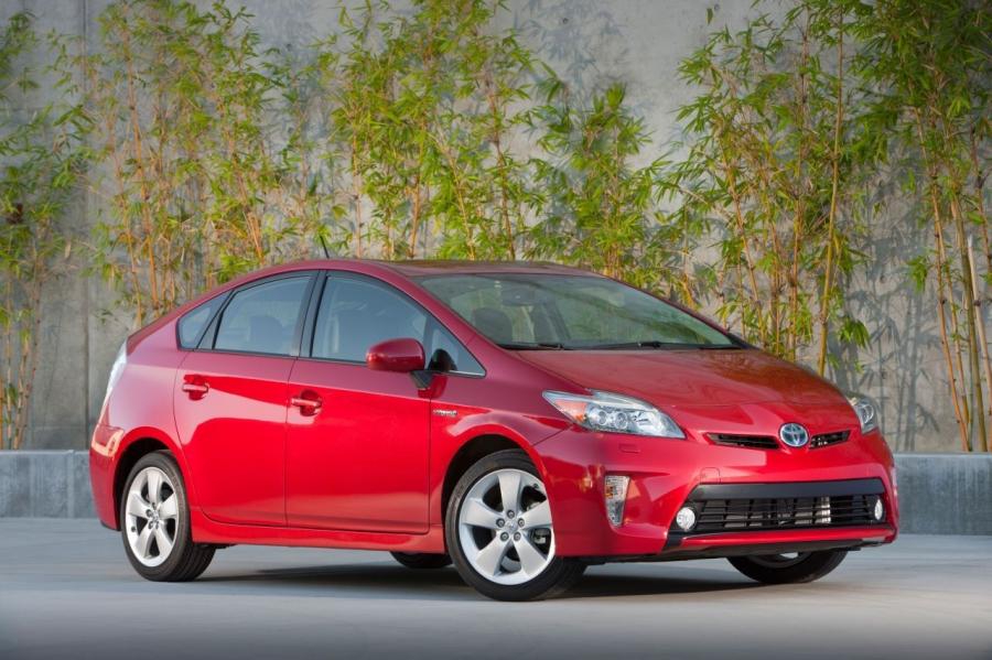  Toyota Prius 2012 года  (фото 16 из 40)